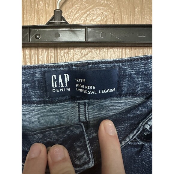 GAP Denim Dark Wash Skinny Jeans High Rise Size 12/31R‎ Distressed Universal - Picture 4 of 6